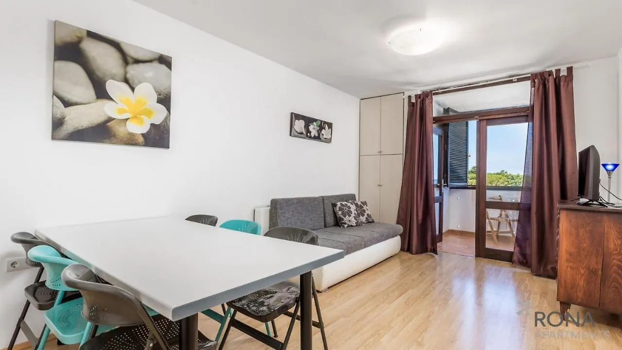 Rona Apartment Zrinka Poreč